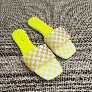Gianni Bini Yellow and Pink Check Slide Sandals (see description)